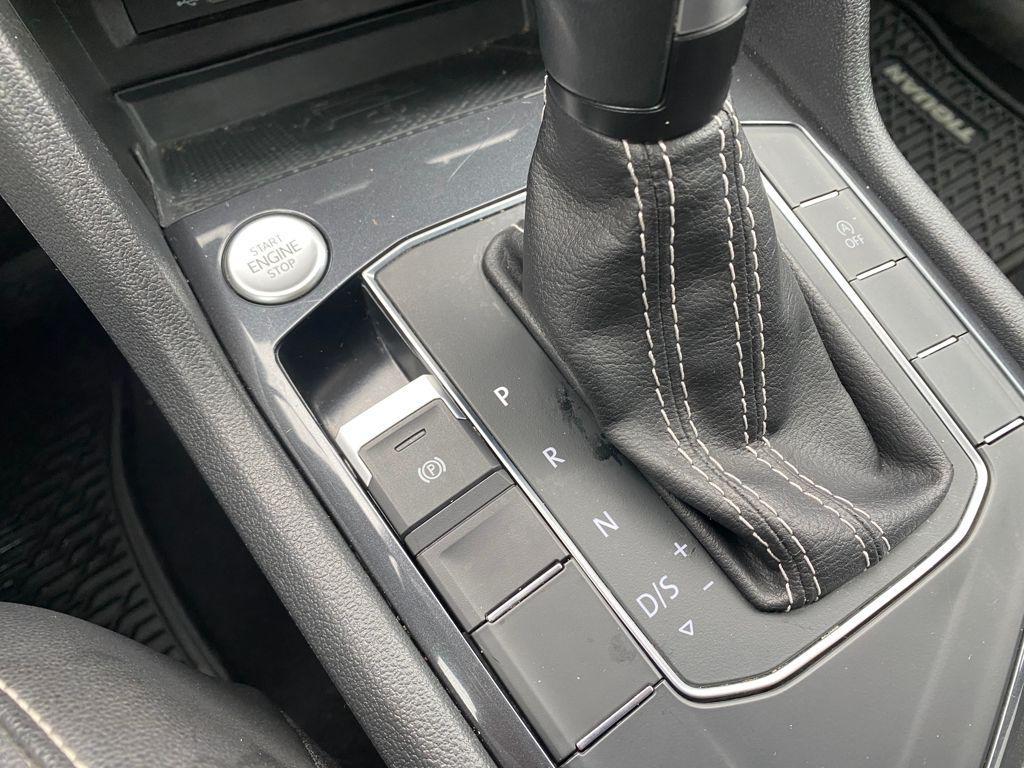 used 2021 Volkswagen Tiguan car, priced at $17,500