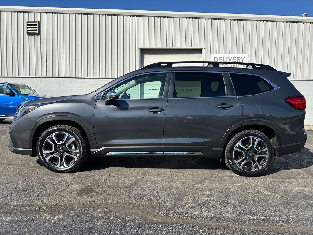 used 2023 Subaru Ascent car, priced at $33,000