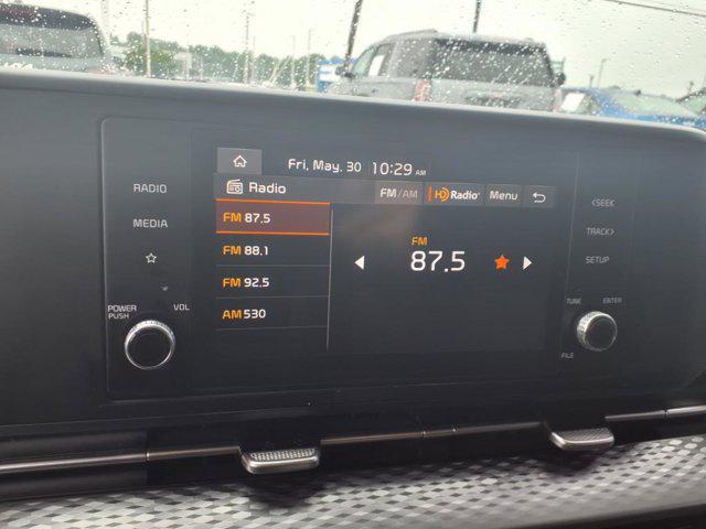 used 2024 Kia Carnival car, priced at $32,825