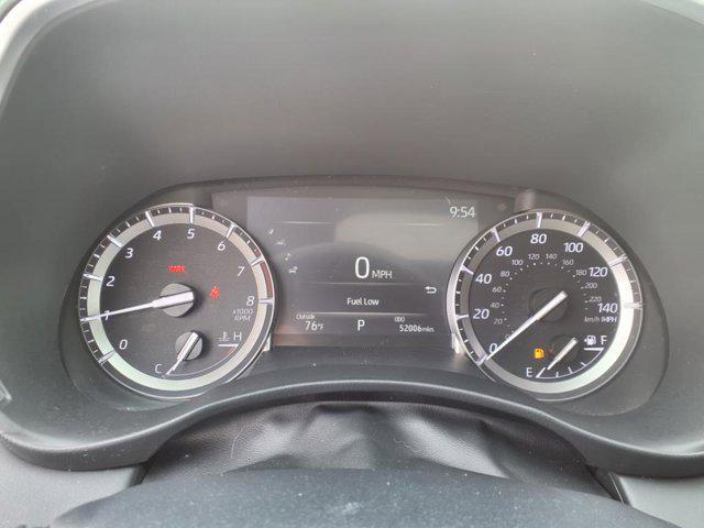 used 2022 Toyota Highlander car, priced at $35,884