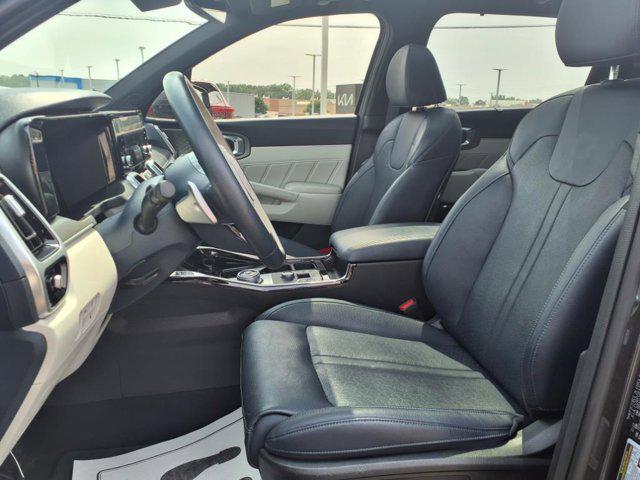 used 2023 Kia Sorento Plug-In Hybrid car, priced at $39,302