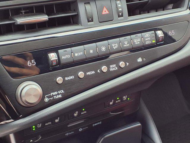used 2022 Lexus ES 300h car, priced at $34,500