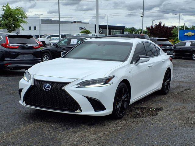 used 2022 Lexus ES 300h car, priced at $34,500