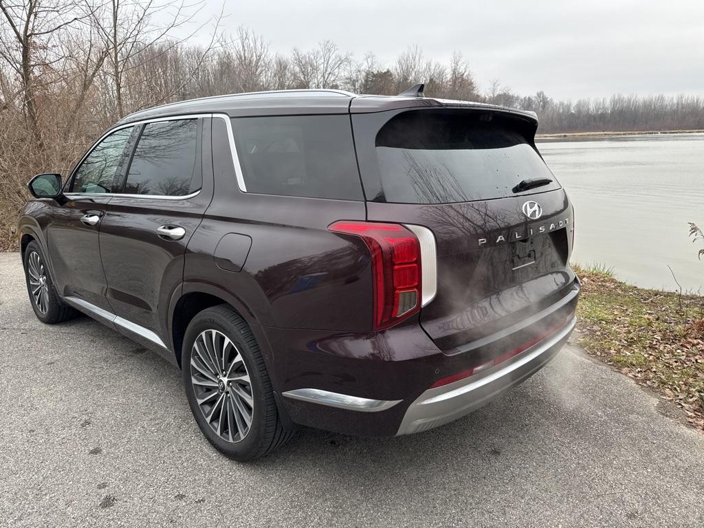 used 2024 Hyundai Palisade car, priced at $40,112