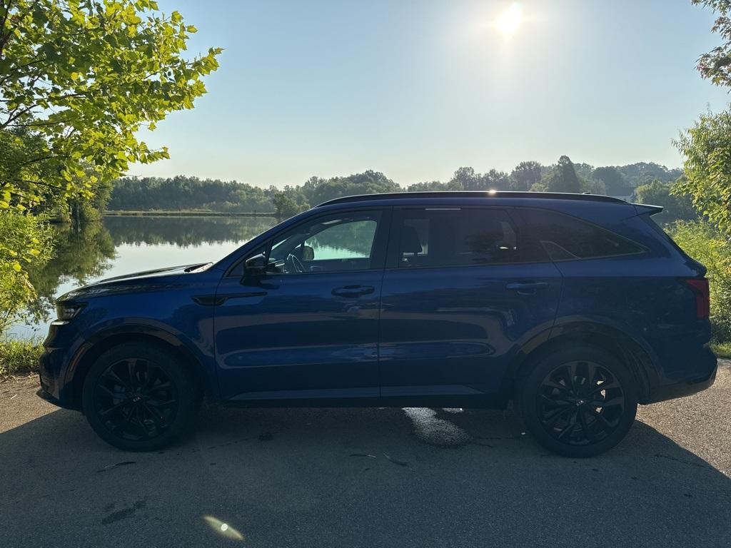 used 2021 Kia Sorento car, priced at $27,890