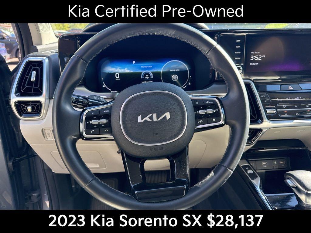 used 2023 Kia Sorento car, priced at $28,137