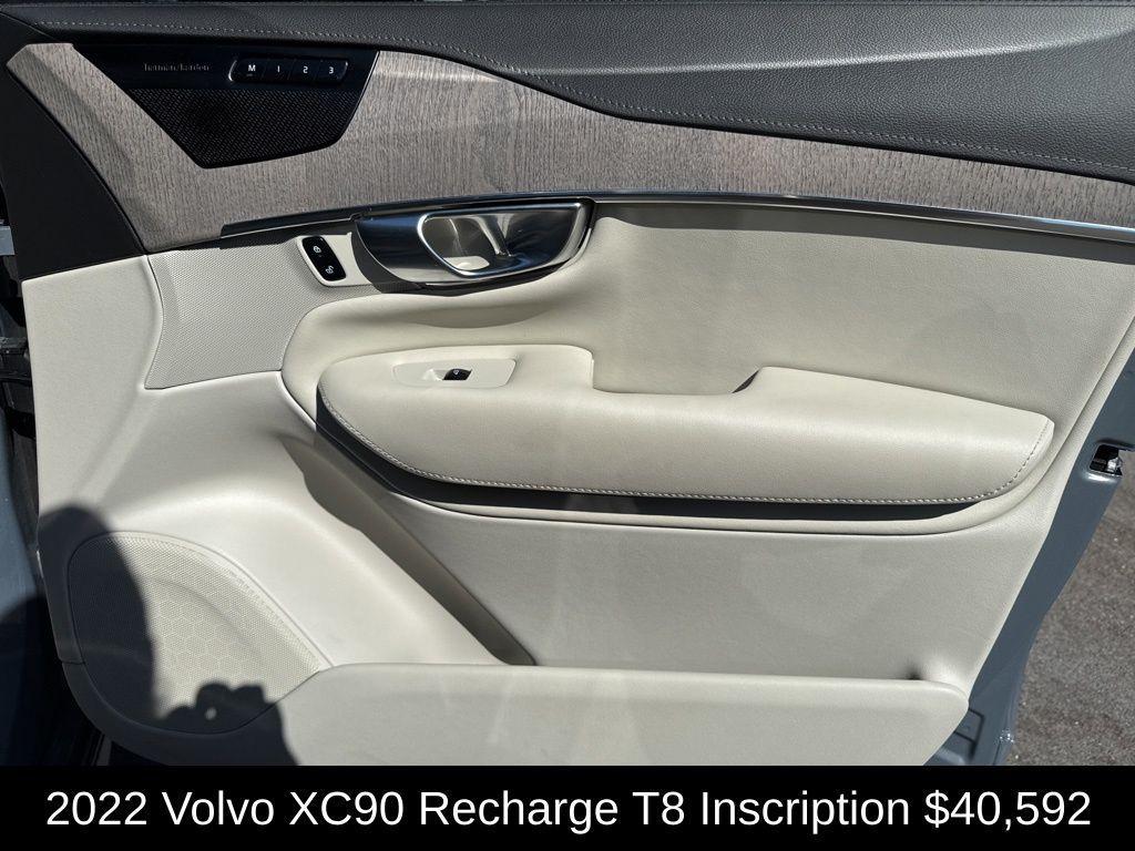 used 2022 Volvo XC90 Recharge Plug-In Hybrid car, priced at $40,592