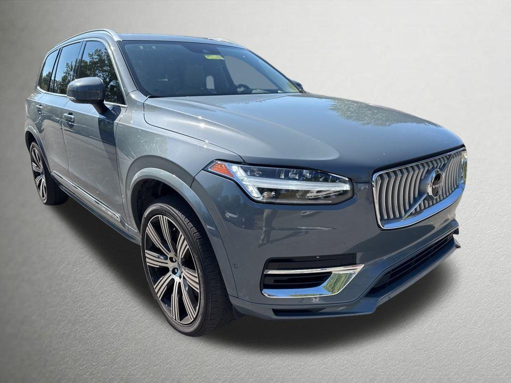 used 2022 Volvo XC90 Recharge Plug-In Hybrid car, priced at $40,592
