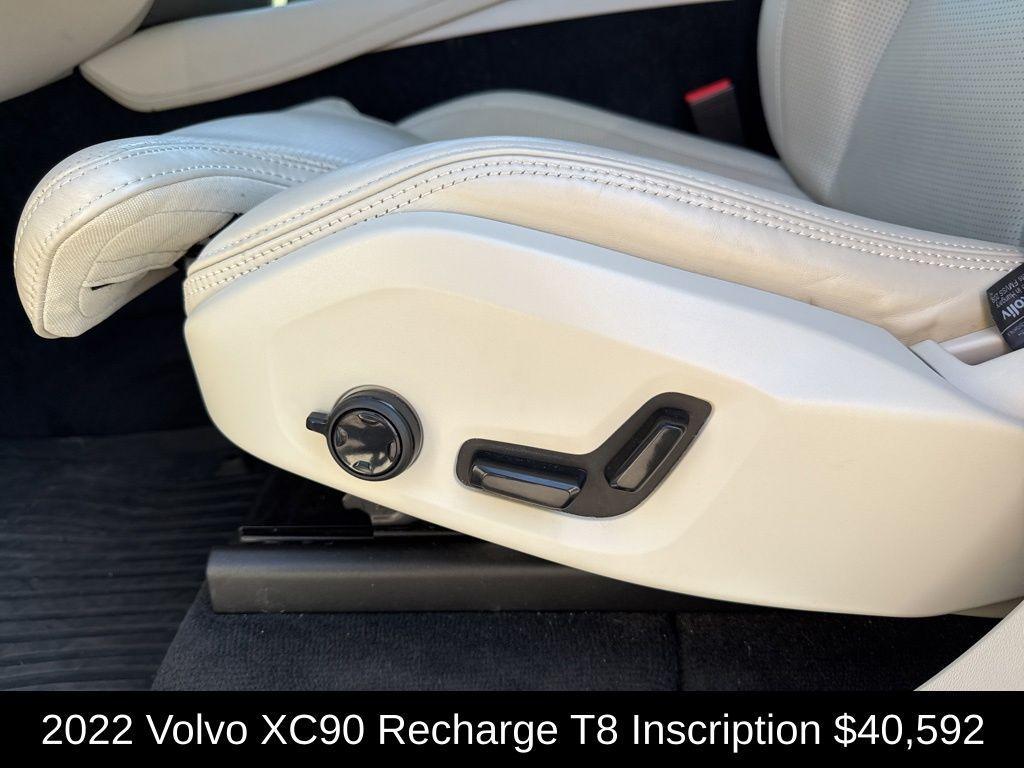 used 2022 Volvo XC90 Recharge Plug-In Hybrid car, priced at $40,592