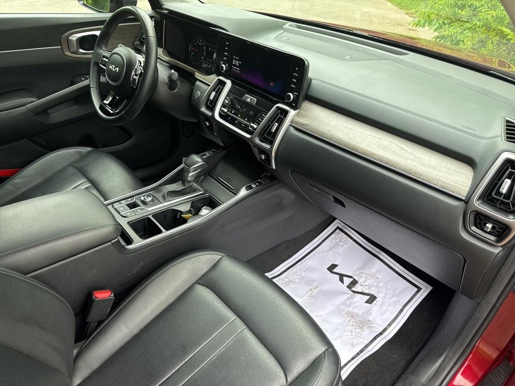 used 2023 Kia Sorento car, priced at $29,544