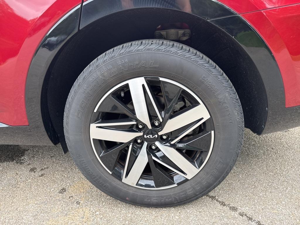 used 2023 Kia Sorento car, priced at $29,544