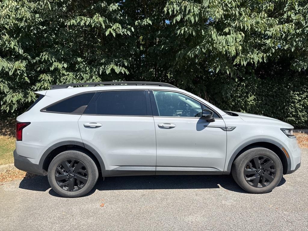 used 2022 Kia Sorento car, priced at $29,267