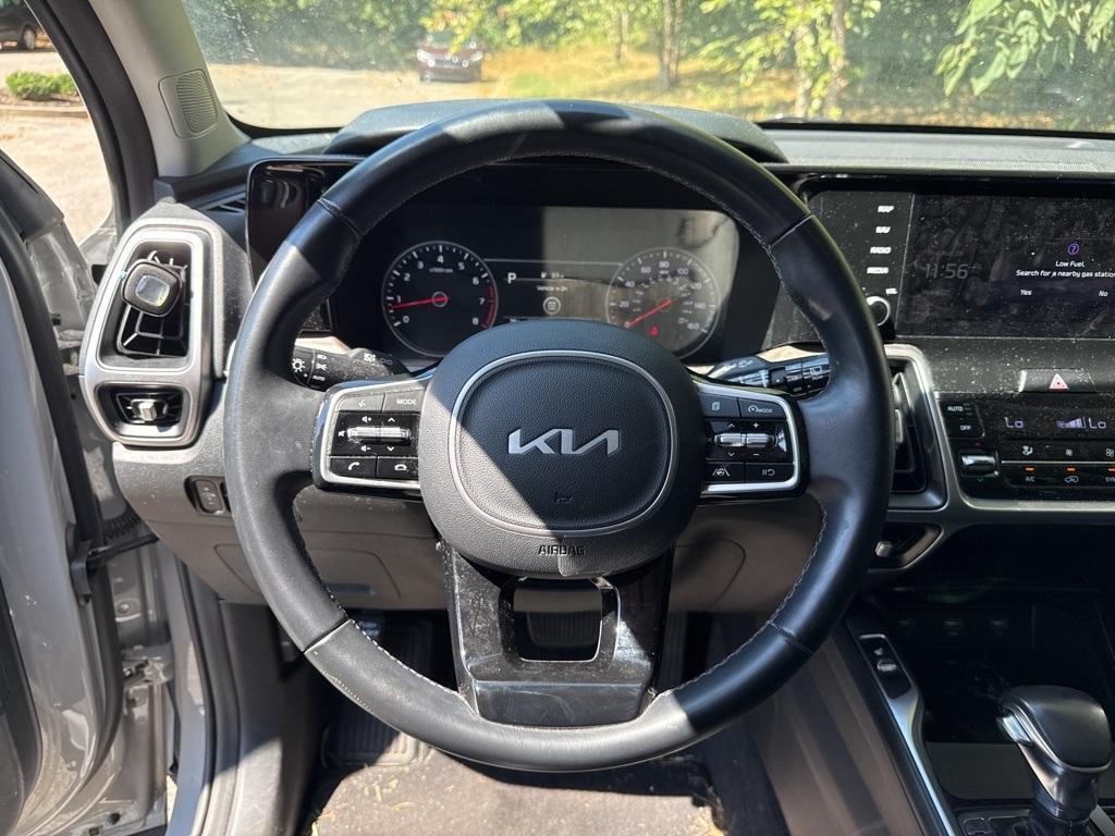 used 2022 Kia Sorento car, priced at $29,267