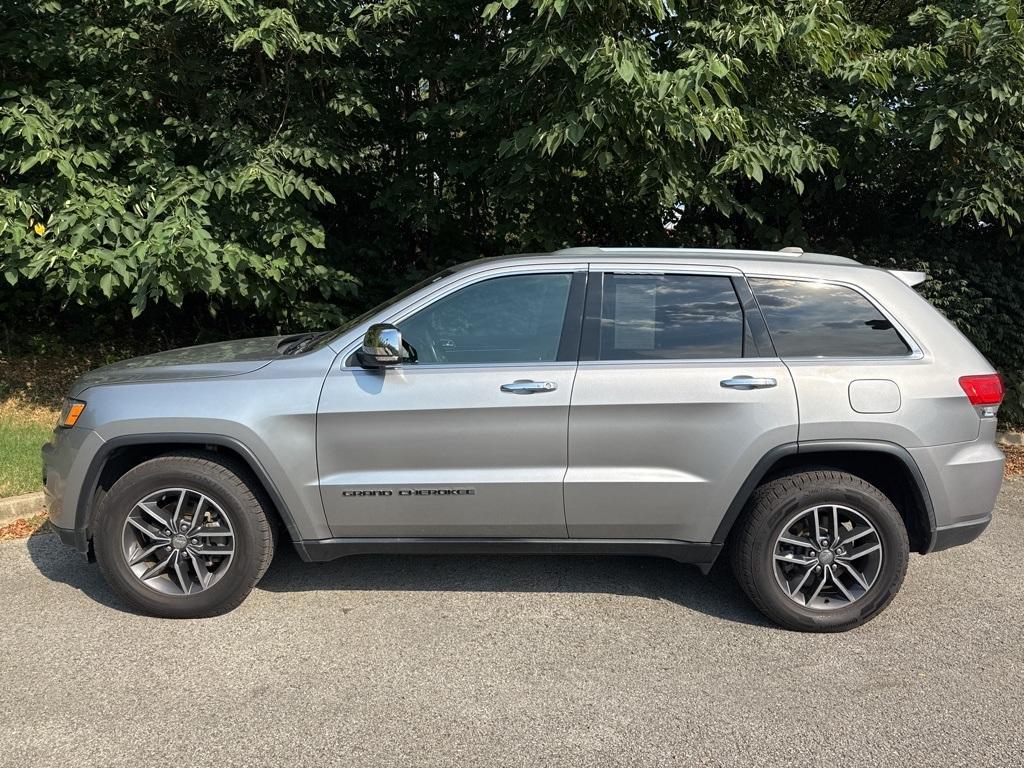 used 2018 Jeep Grand Cherokee car, priced at $16,090