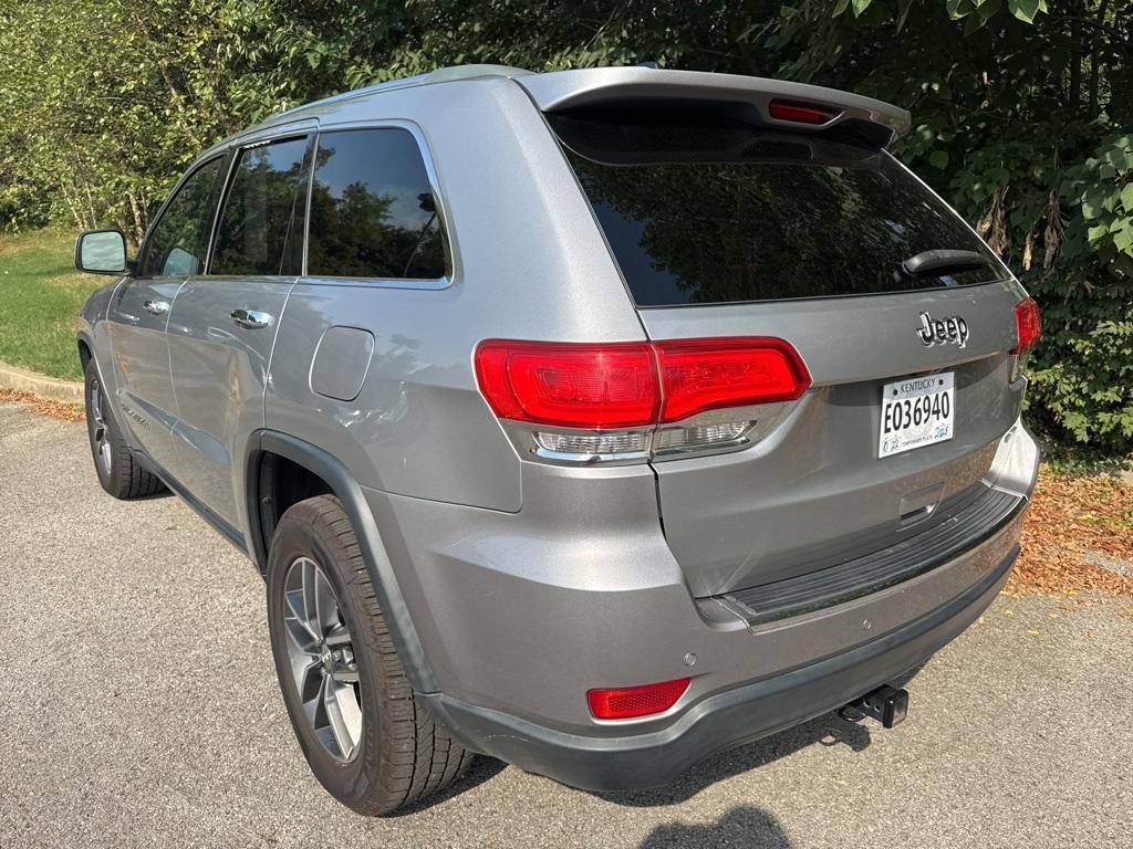 used 2018 Jeep Grand Cherokee car, priced at $16,090