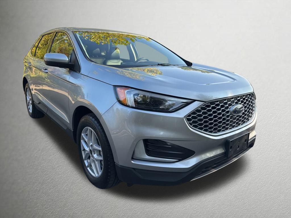 used 2024 Ford Edge car, priced at $23,599