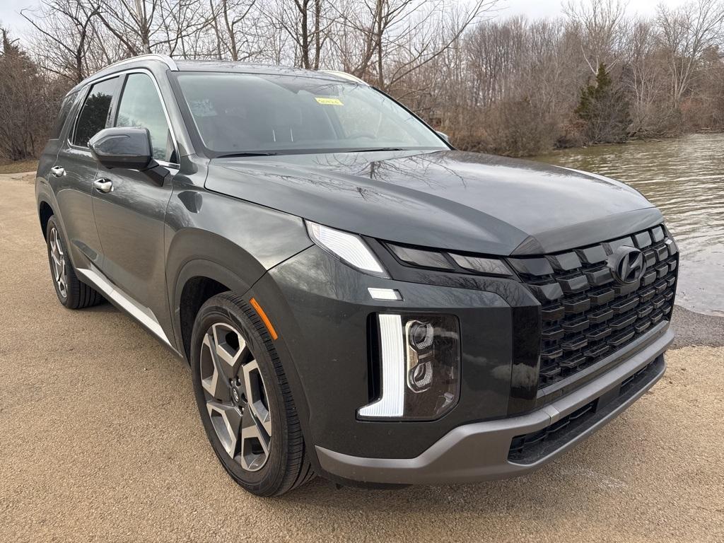 used 2024 Hyundai Palisade car, priced at $39,589