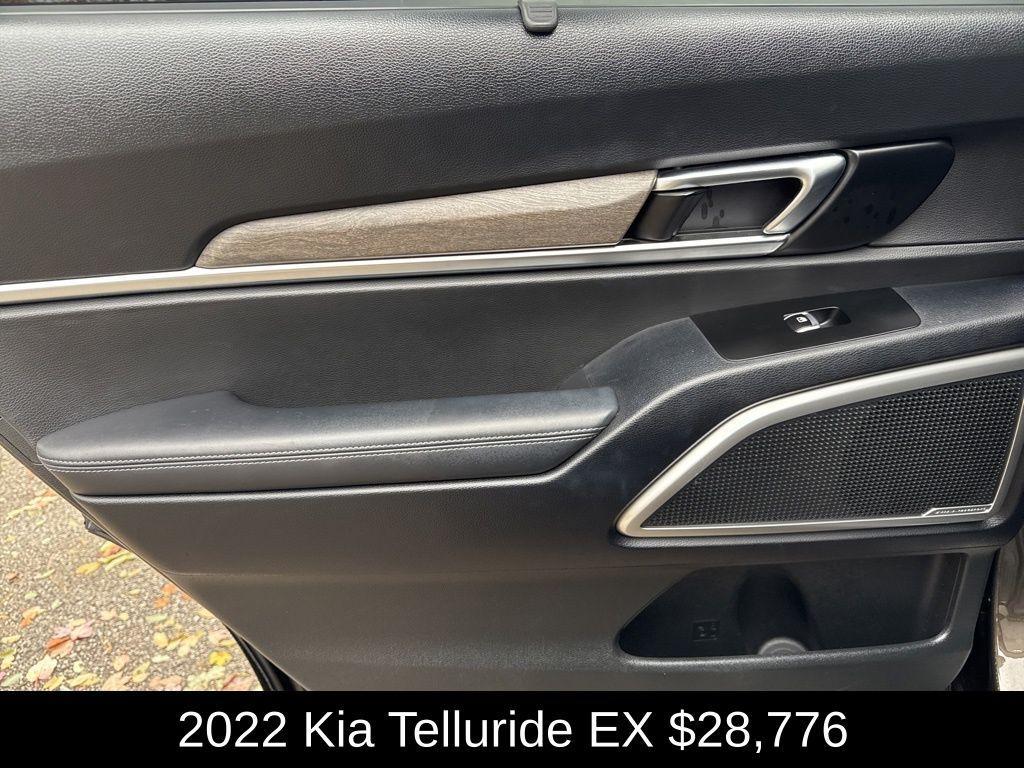 used 2022 Kia Telluride car, priced at $28,776