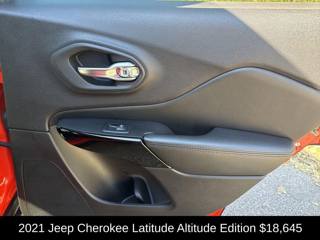 used 2021 Jeep Cherokee car, priced at $18,645