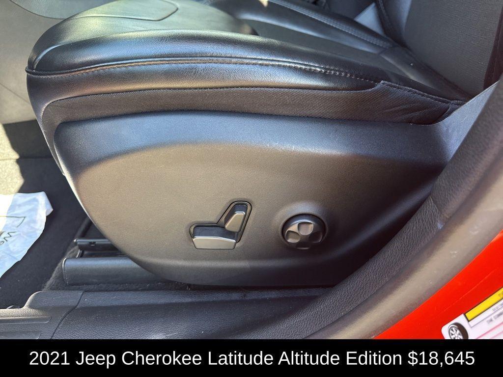 used 2021 Jeep Cherokee car, priced at $18,645