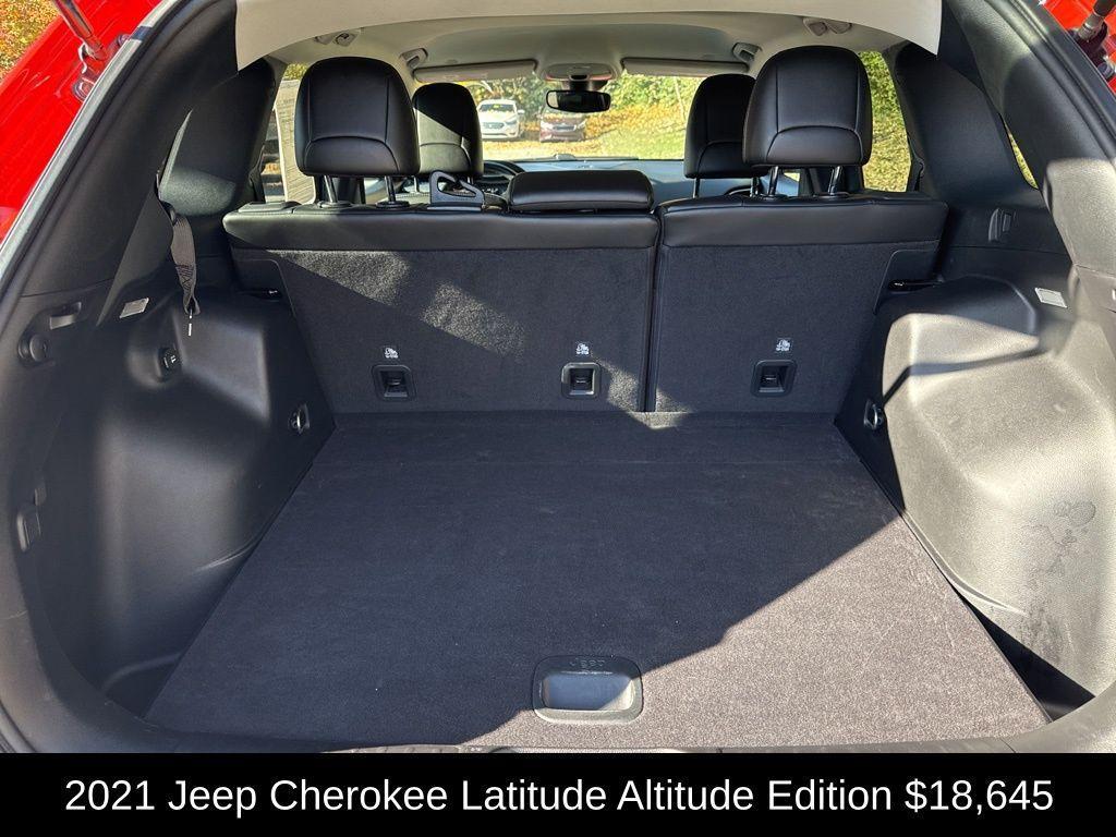used 2021 Jeep Cherokee car, priced at $18,645