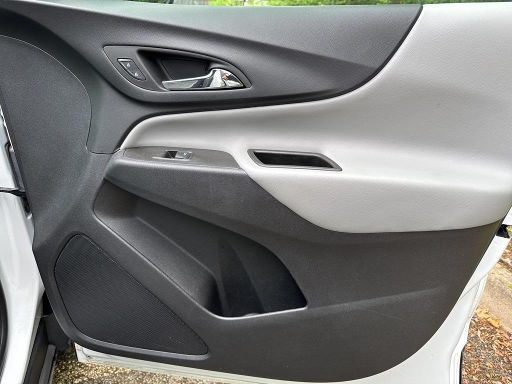 used 2022 Chevrolet Equinox car, priced at $22,151