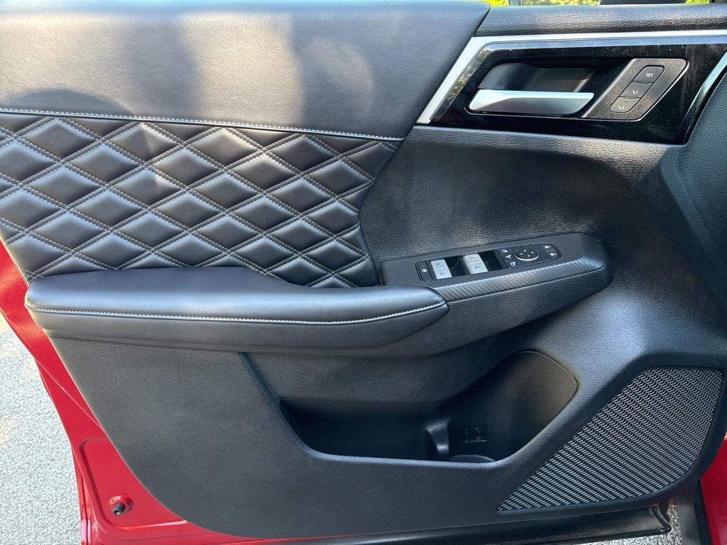 used 2023 Mitsubishi Outlander PHEV car, priced at $27,901