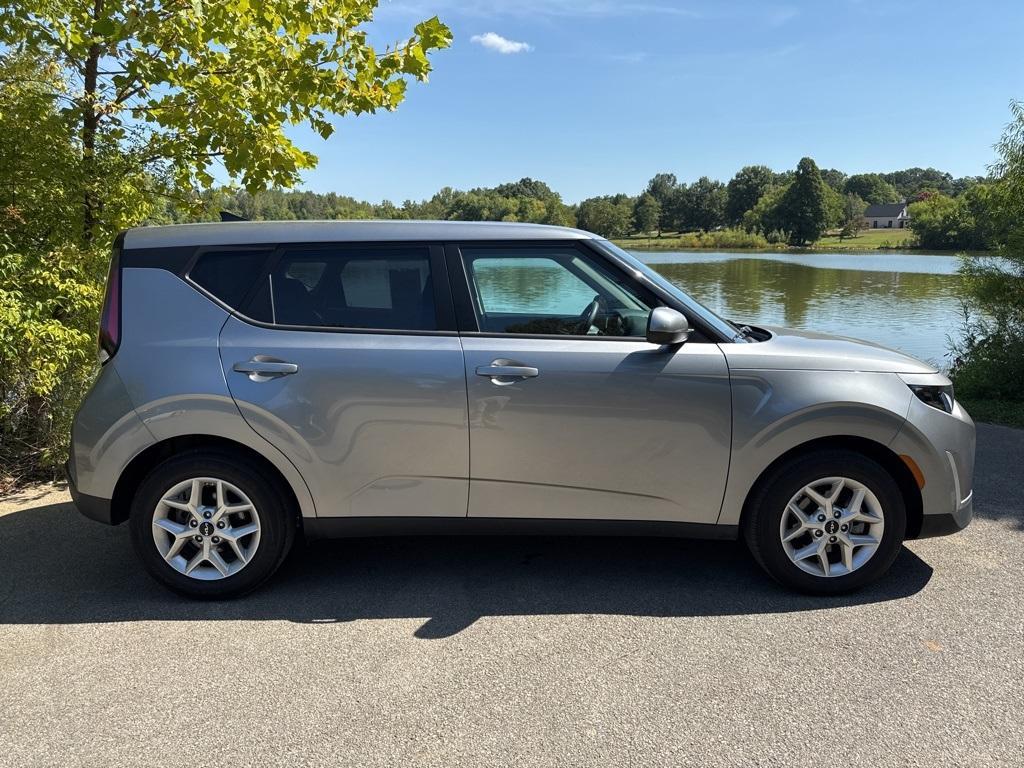 used 2024 Kia Soul car, priced at $19,989