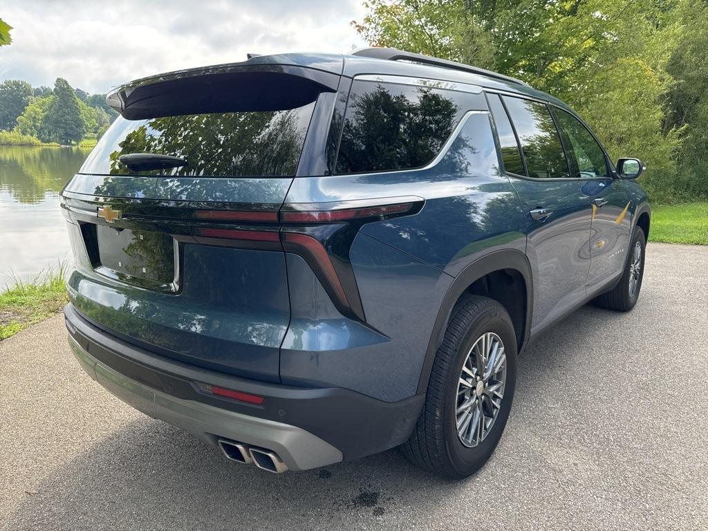 used 2025 Chevrolet Traverse car, priced at $38,955