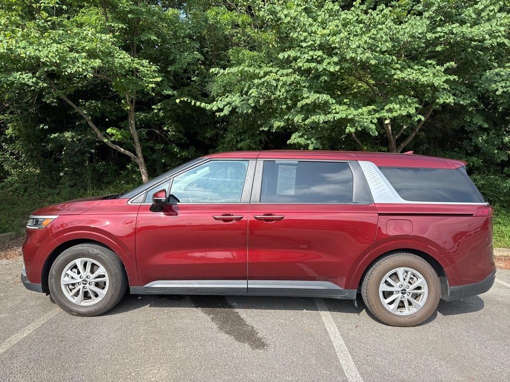 used 2023 Kia Carnival car, priced at $29,739