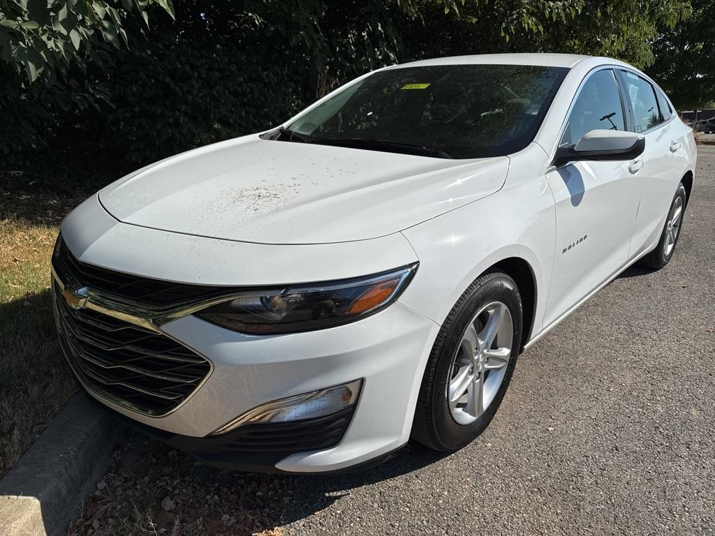 used 2024 Chevrolet Malibu car, priced at $23,418