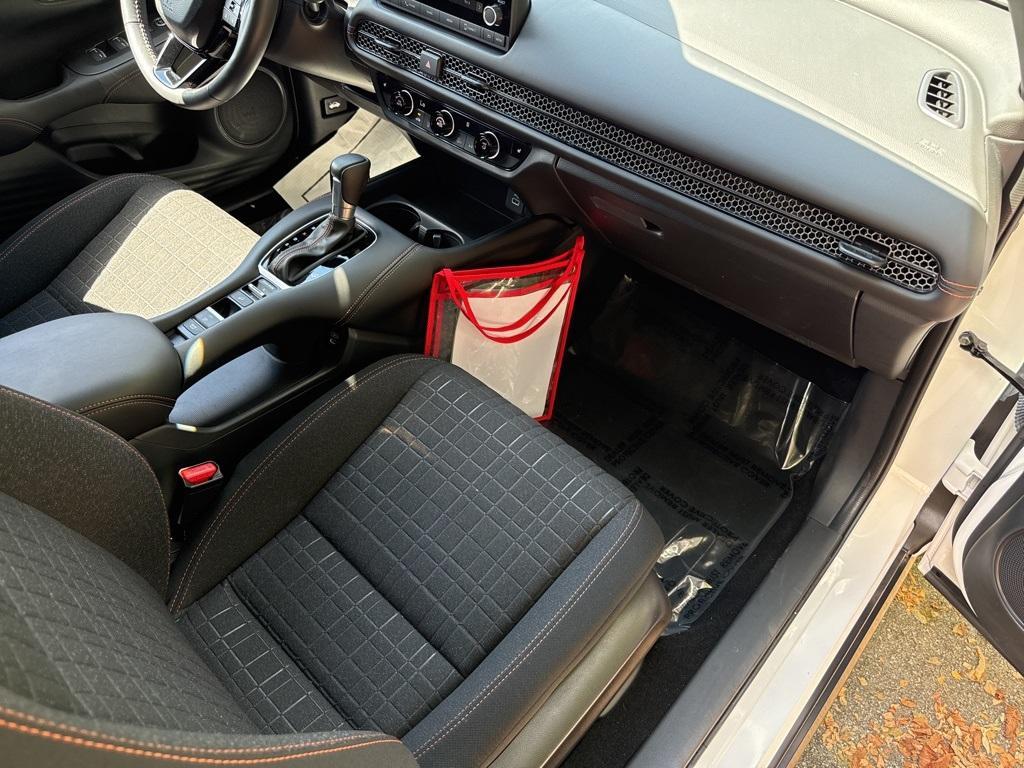 used 2025 Honda HR-V car, priced at $27,995