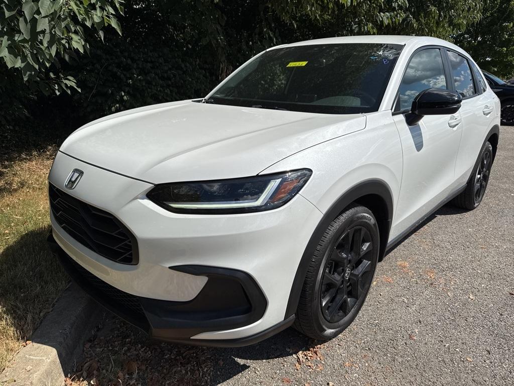 used 2025 Honda HR-V car, priced at $27,995