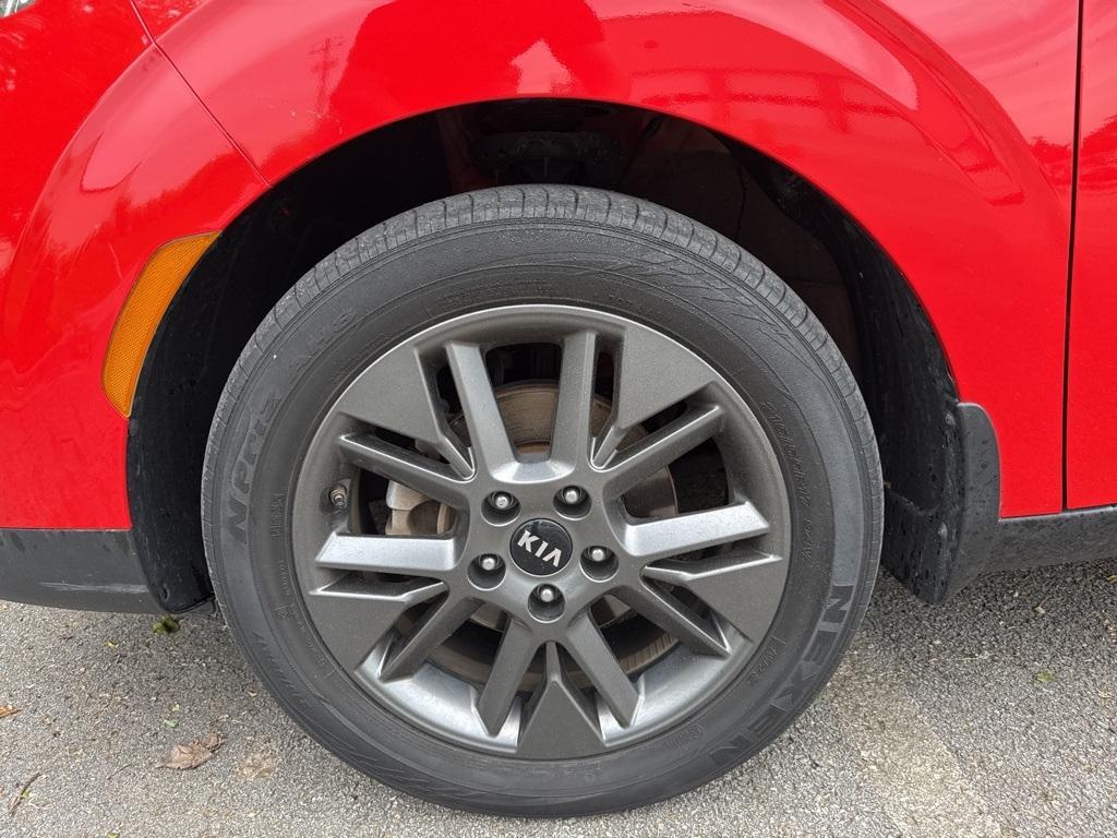 used 2021 Kia Soul car, priced at $13,985