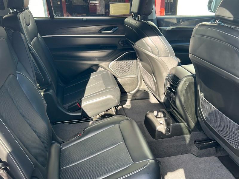 used 2021 Jeep Grand Cherokee L car, priced at $31,990