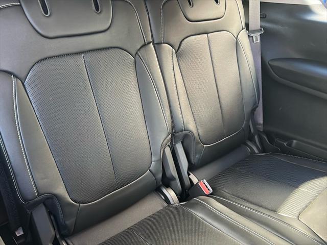 used 2021 Jeep Grand Cherokee L car, priced at $32,990