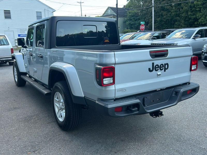 used 2023 Jeep Gladiator car, priced at $29,690