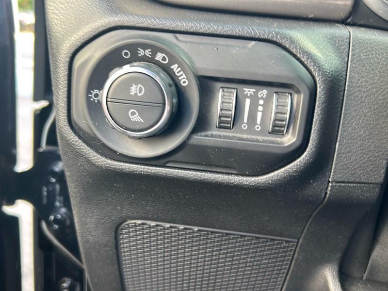 used 2021 Jeep Gladiator car, priced at $33,990