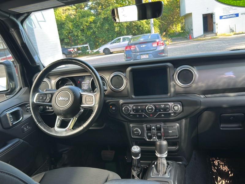 used 2021 Jeep Gladiator car, priced at $33,990