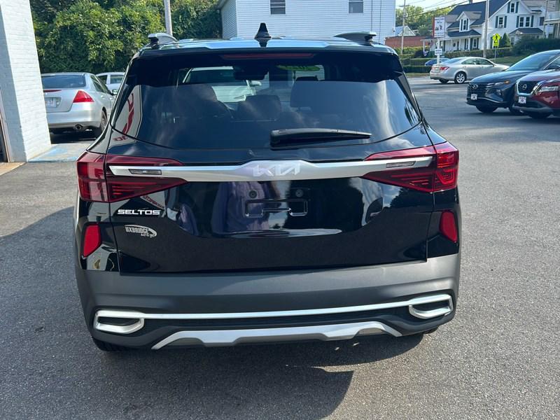 used 2023 Kia Seltos car, priced at $21,990