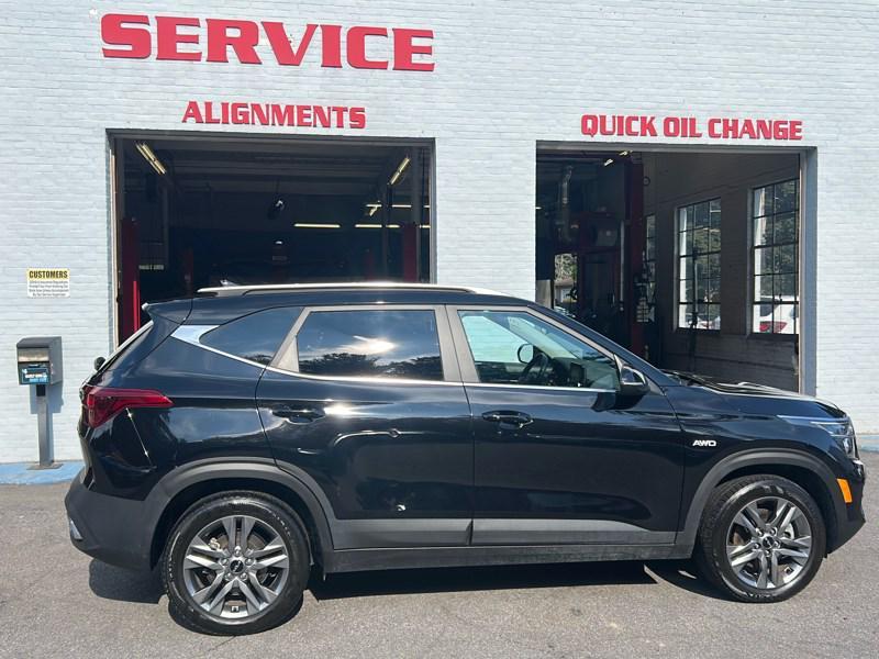 used 2023 Kia Seltos car, priced at $21,990