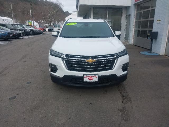 used 2022 Chevrolet Traverse car, priced at $32,990