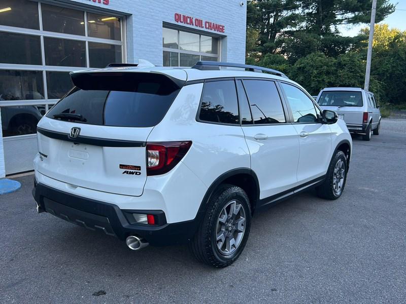 used 2022 Honda Passport car, priced at $32,990