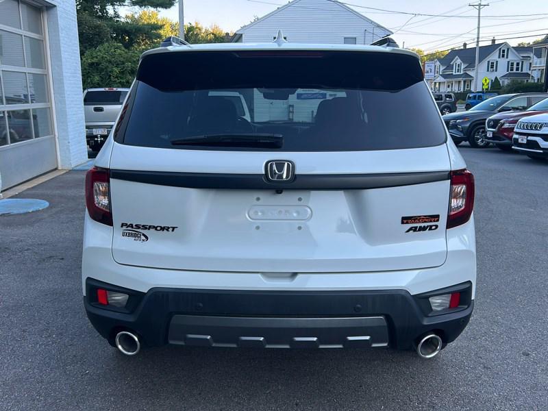 used 2022 Honda Passport car, priced at $32,990