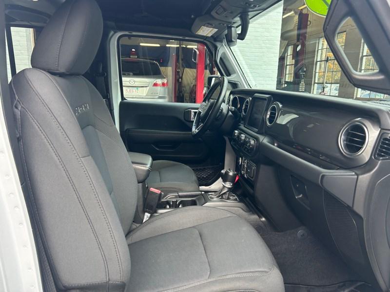 used 2021 Jeep Wrangler Unlimited car, priced at $30,440