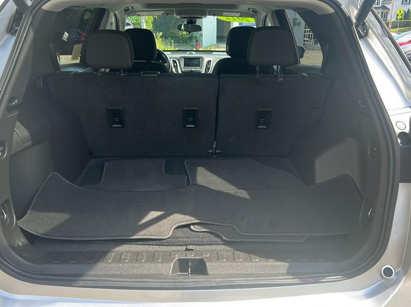 used 2022 Chevrolet Equinox car, priced at $19,990