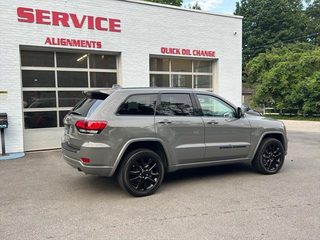 used 2022 Jeep Grand Cherokee car, priced at $30,990
