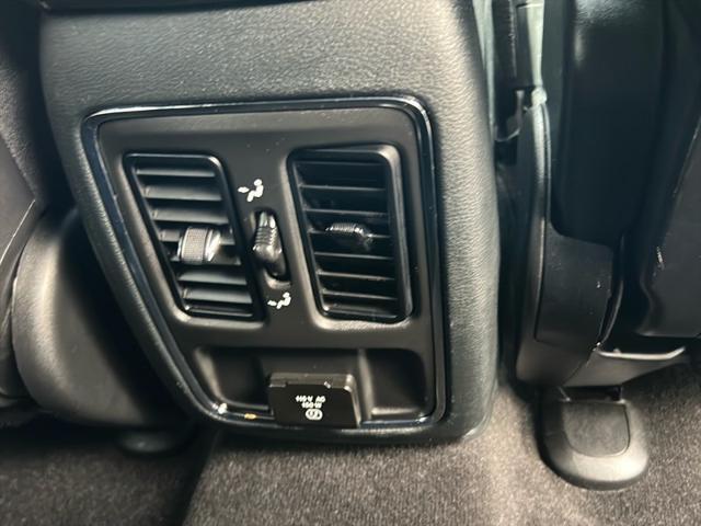 used 2022 Jeep Grand Cherokee car, priced at $30,990
