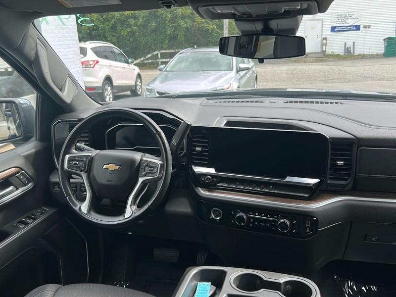 used 2022 Chevrolet Silverado 1500 car, priced at $36,990