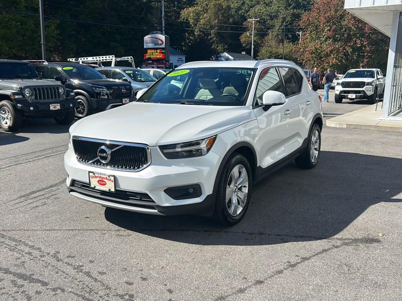 used 2021 Volvo XC40 car, priced at $24,990